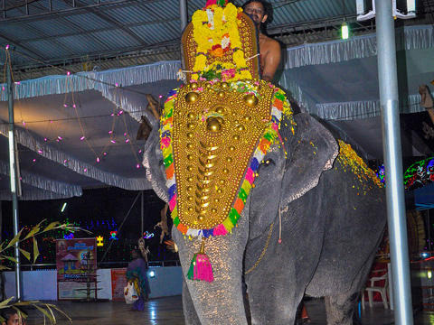 Aarattu2
