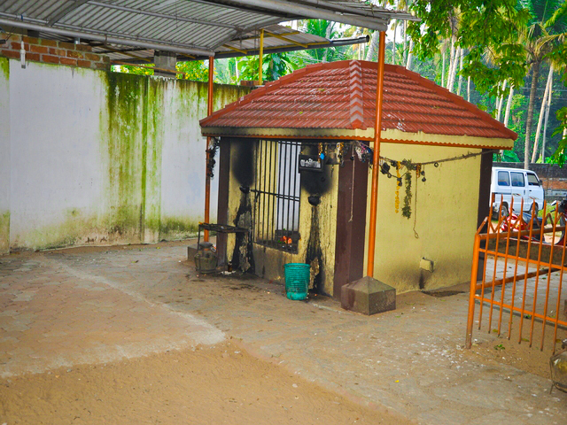 yekshiamma